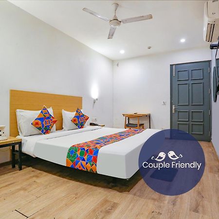 Fabhotel Urban Residency Model Town New Delhi Exterior photo